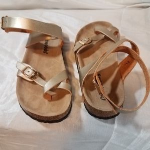 Outwoods Wrap Around Sandals